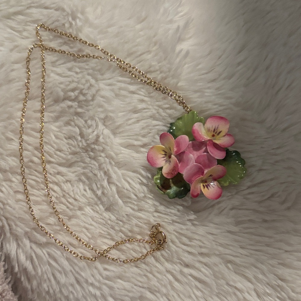 Staffordshire Cara Floral Pendant Necklace 3D Porcelain Pink and Green Gold Tone